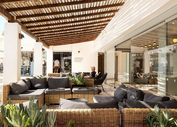 Sunwing Seafront Hotel