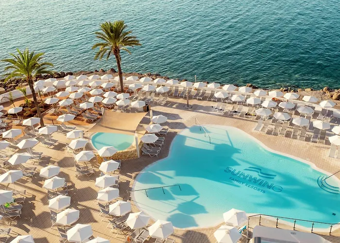 Hotel Sunwing Seafront 3*