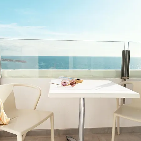Sunwing Seafront