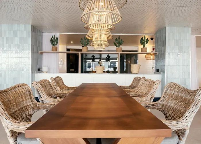 Sunwing Seafront Hotel