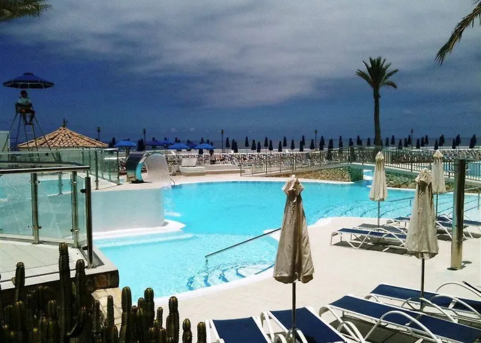 Sunwing Seafront Отель Arguineguin